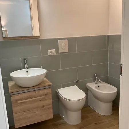 Vatican New In Apartamento